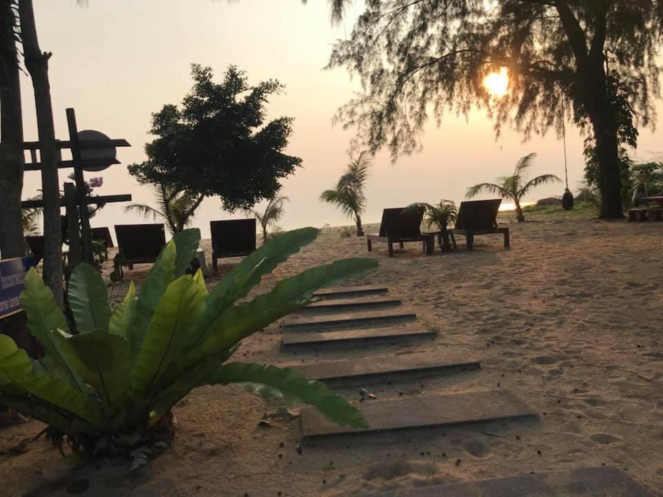 Had Lamae Resort Ban Pak Nam Lamae Екстер'єр фото